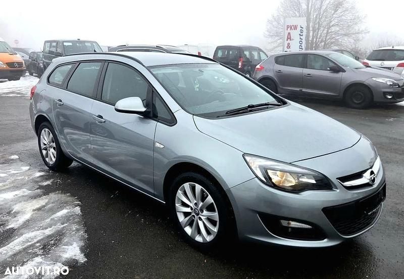 Second-hand Opel Astra Edition 110 CP (80 kW) 2015 Culoaregri Break