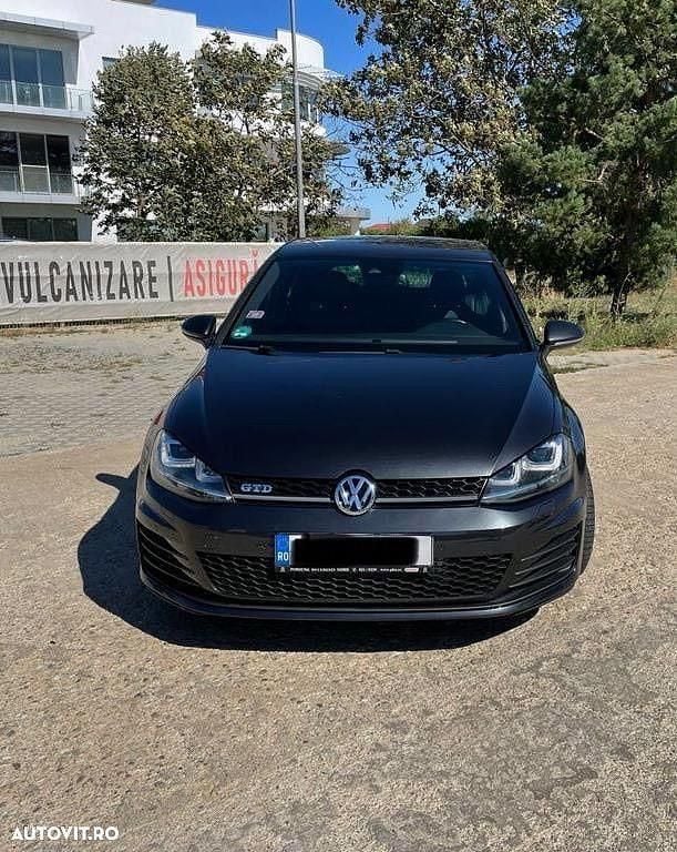 Culoarenegru Utilizat 2015 VW Golf VII GTD Hatchback | 13.700 EUR (Scump) - Imagine 1/3