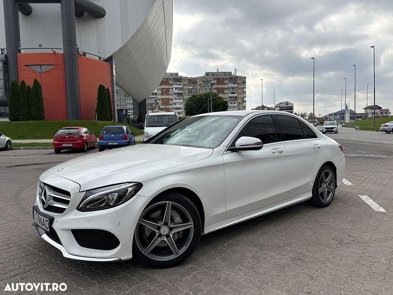 Culoarealb Utilizat 2016 Mercedes C220 Berlinǎ | 18.600 EUR (Preț OK) - Imagine 1/4