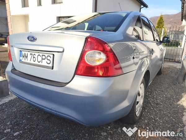 Second-hand Ford Focus 100 CP (73 kW) 2010 Berlinǎ