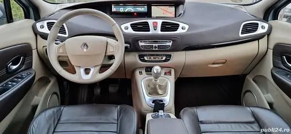 Second-hand Renault Grand Scénic Luxe 130 CP (95 kW) 2010 Monovolum