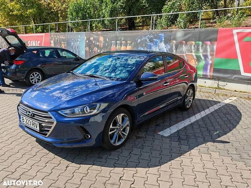 Culoarealbastru Utilizat 2017 Hyundai Elantra Berlinǎ | 11.000 EUR (Preț bun) - Imagine 1/4