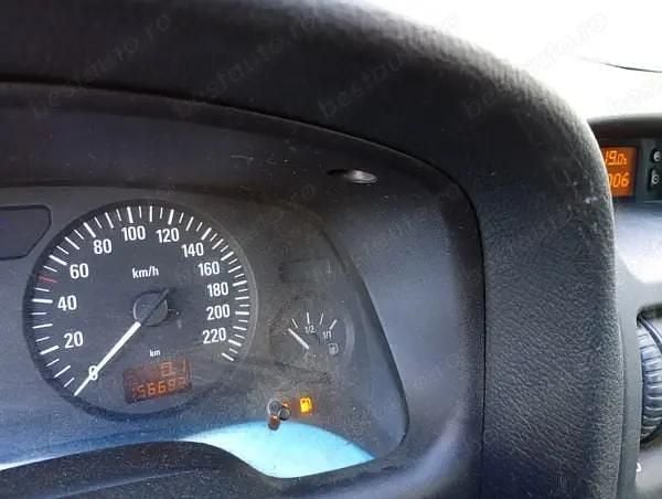 Second-hand Opel Astra 101 CP (74 kW) 2008 Berlinǎ