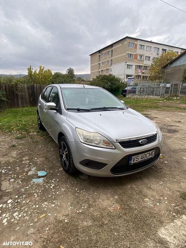 Culoaregri Utilizat 2008 Ford Focus Hatchback | 2.450 EUR (Preț OK) - Imagine 1/4