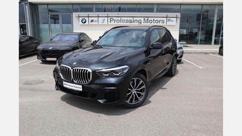Negru sapphire metalizat Utilizat 2023 BMW X5 Comfort Edition SUV | 57.211 EUR (Super Preț) - Imagine 1/4