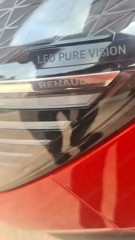 Rosu Utilizat 2021 Renault Captur SUV | 19.985 EUR - Imagine 1/4