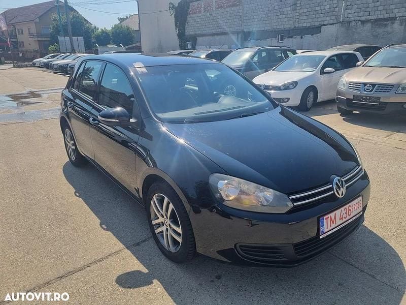 Culoarenegru Utilizat 2011 VW Golf VI Match | 4.490 EUR (Preț OK) - Imagine 1/4