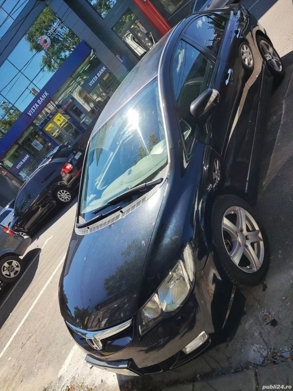 Utilizat 2006 Honda Civic Berlinǎ | 3.100 EUR (Preț OK) - Imagine 1/4