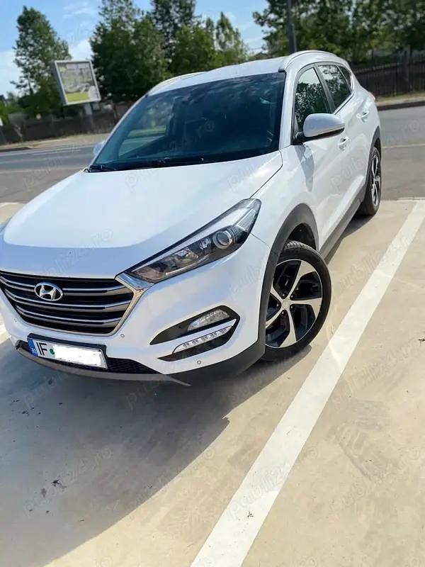 Alb Utilizat 2016 Hyundai Tucson SUV | 14.150 EUR (Preț OK) - Imagine 1/4