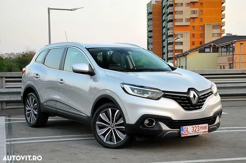 Culoaregri Utilizat 2015 Renault Kadjar Intens SUV | 11.190 EUR (Preț bun) - Imagine 1/4