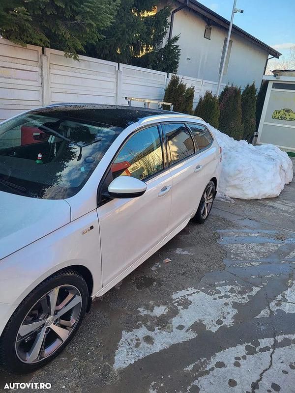 Second-hand Peugeot 308 Allure 130 CP (95 kW) 2016 Culoarealb Break