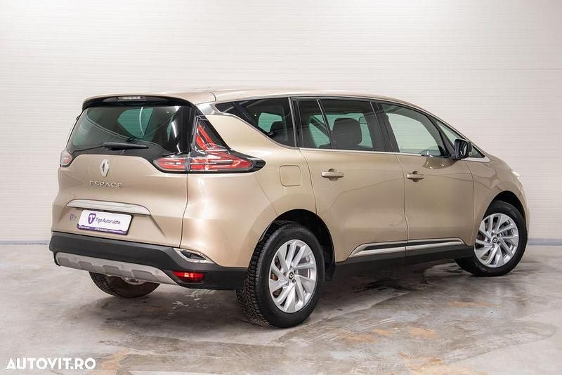 Second-hand Renault Espace 160 CP (117 kW) 2017 Culoaregalbeuriu Monovolum