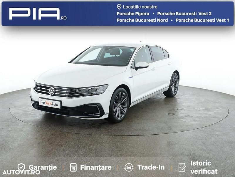 Second-hand VW Passat 218 CP (160 kW) 2021 Culoarealb Berlinǎ