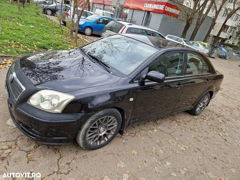 Culoarenegru Utilizat 2005 Toyota Avensis Terra Berlinǎ | 2.800 EUR (Preț OK) - Imagine 1/4