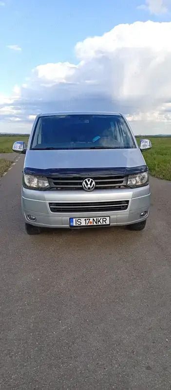 Utilizat 2011 VW T5 Van | 9.500 EUR (Preț bun) - Imagine 1/4