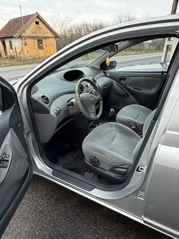 Second-hand Toyota Yaris 50 CP (36 kW) 1999 Berlinǎ