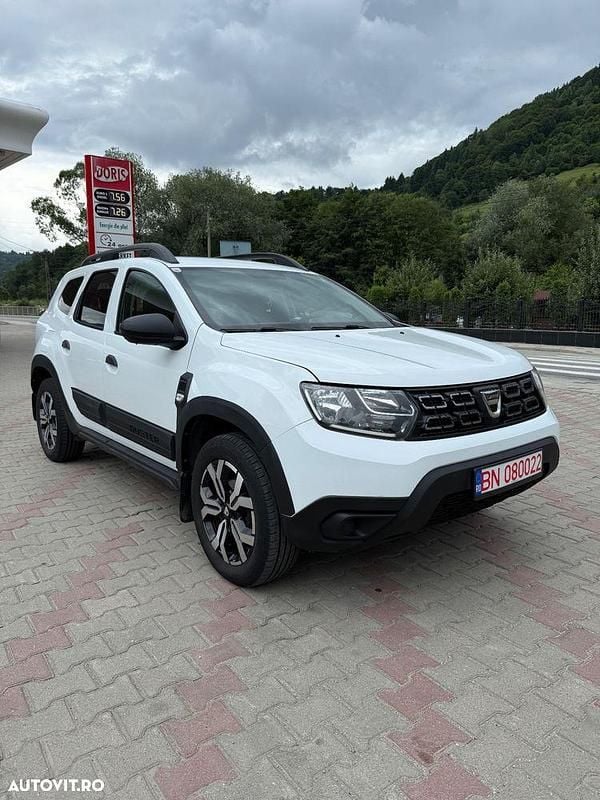 Alb Utilizat 2020 Dacia Duster Comfort SUV | 14.700 EUR (Puțin scump) - Imagine 1/4