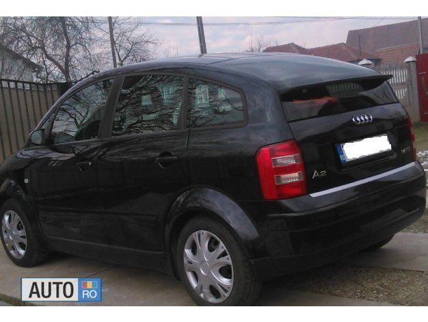 Second-hand Audi A2 75 CP (55 kW) 2002 Albastru Hatchback