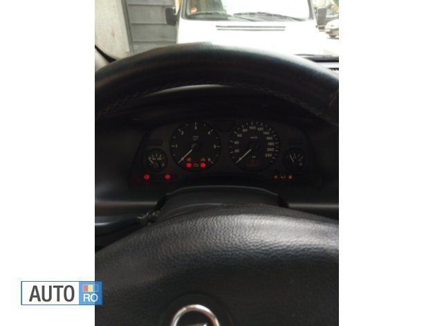 Albastru Utilizat 2003 Opel Zafira Monovolum | 2.200 EUR (Preț OK) - Imagine 1/4