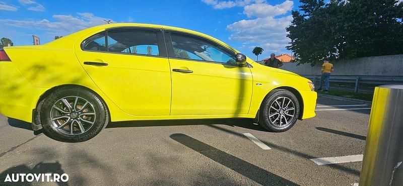 Second-hand Mitsubishi Lancer Invite 117 CP (86 kW) 2017 Culoaregalbeuriu Berlinǎ