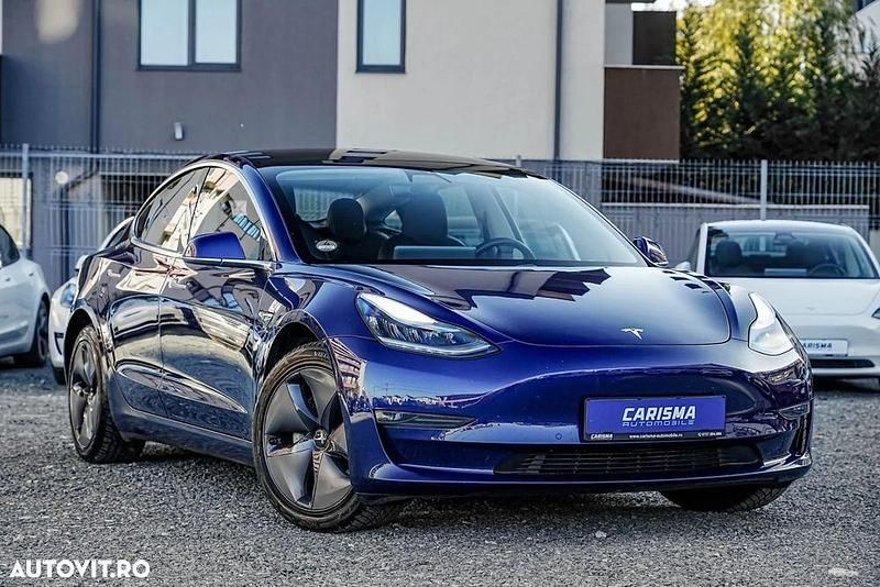 Culoarealbastru Utilizat 2020 Tesla Model 3 Berlinǎ | 23.958 EUR (Preț OK) - Imagine 1/4