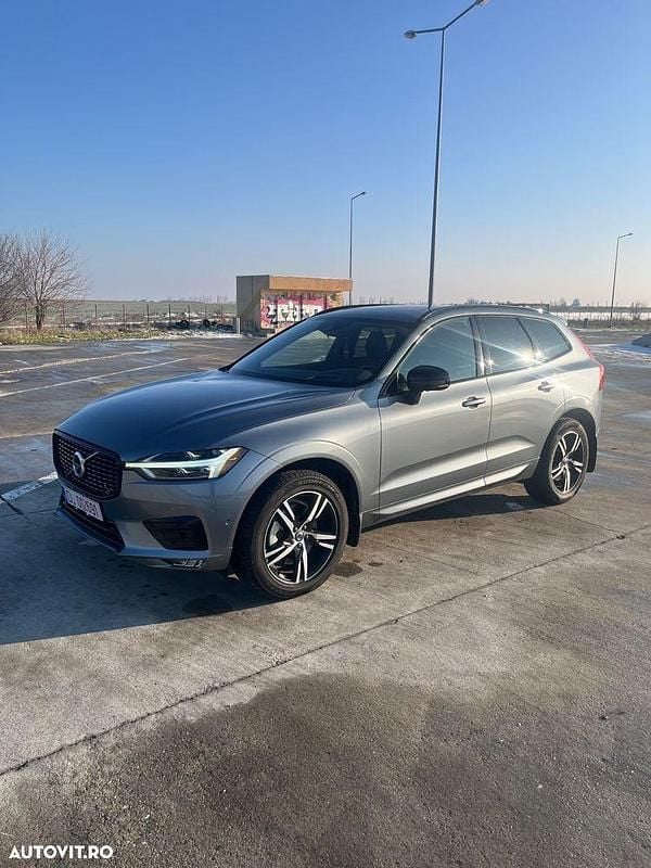 Culoaregri Utilizat 2021 Volvo XC60 R-Design SUV | 31.000 EUR (Super Preț) - Imagine 1/4