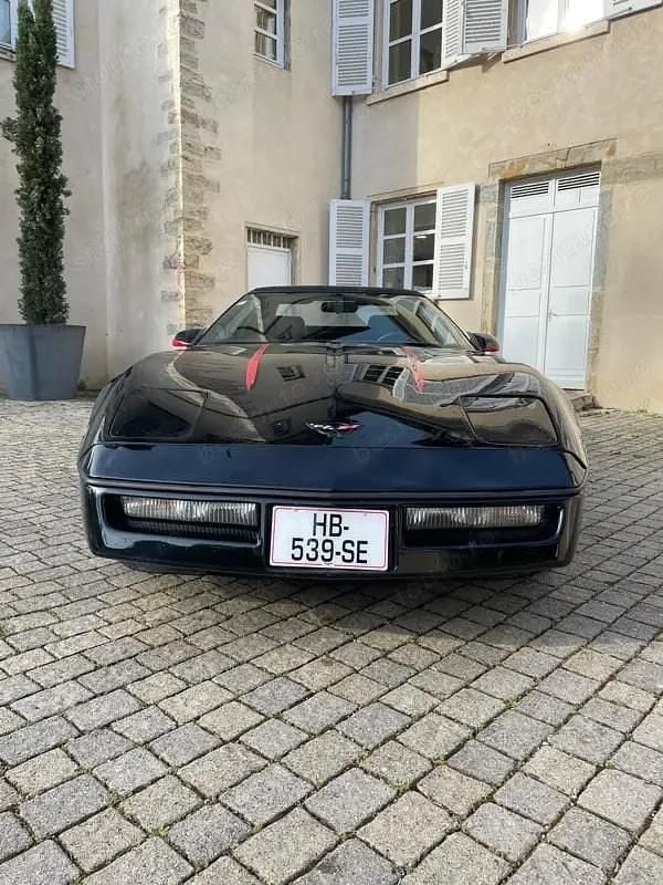 Second-hand Chevrolet Corvette C4 254 CP (186 kW) 1988 Cabrio