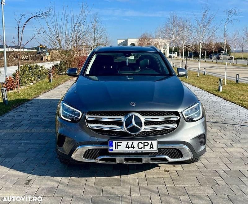 Culoaregri Second-hand 2019 Mercedes GLC200 SUV | 25.000 EUR (Preț bun) - Imagine 1/4
