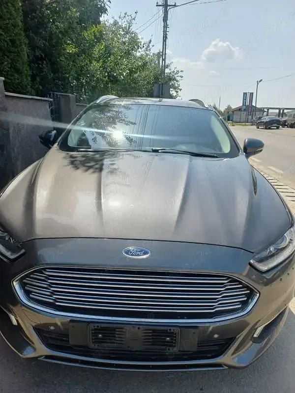 Second-hand Ford Mondeo 150 CP (110 kW) 2018 Gri Break
