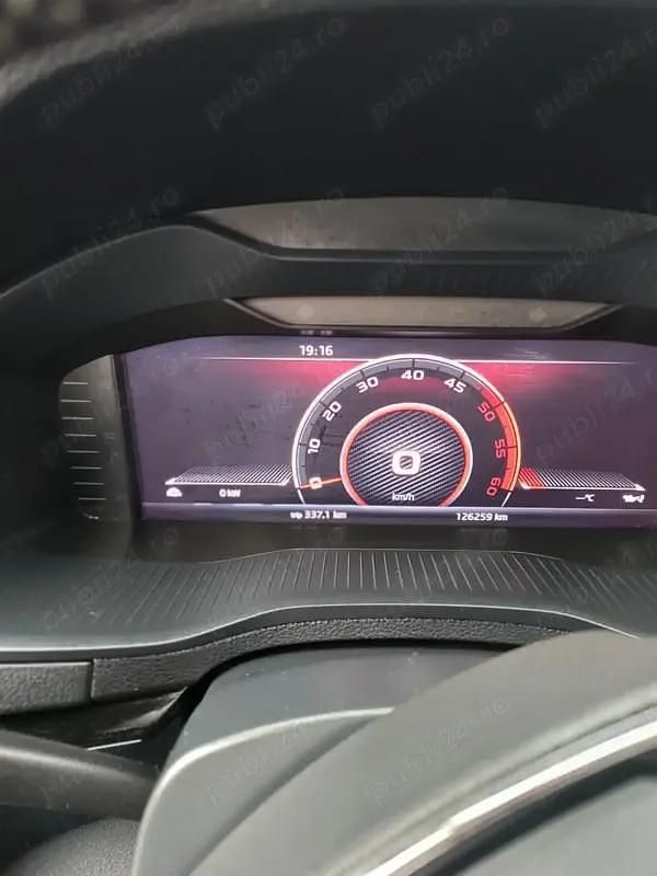 Second-hand Skoda Karoq SportLine 150 CP (110 kW) 2021 Culoaregri SUV