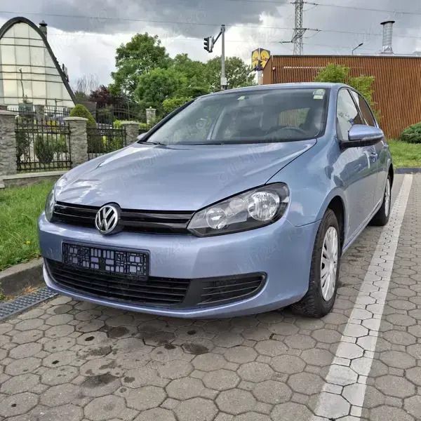 Utilizat 2010 VW Golf VI Berlinǎ | 4.550 EUR (Preț OK) - Imagine 1/4