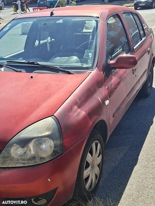 Second-hand Renault Clio II 65 CP (47 kW) 2006 Culoarerosu Berlinǎ