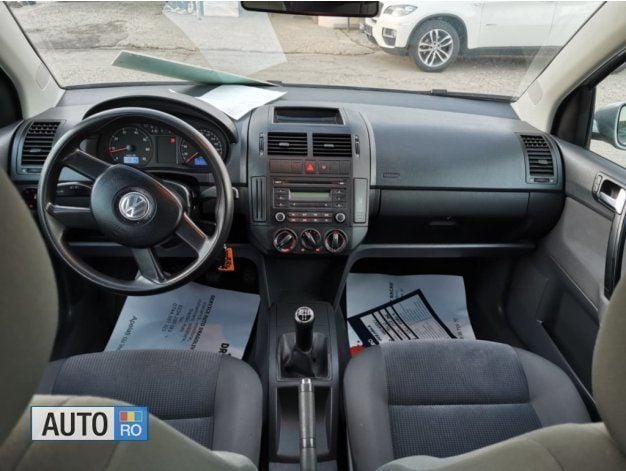 Gri Utilizat 2006 VW Polo Berlinǎ | 2.999 EUR (Scump) - Imagine 1/4