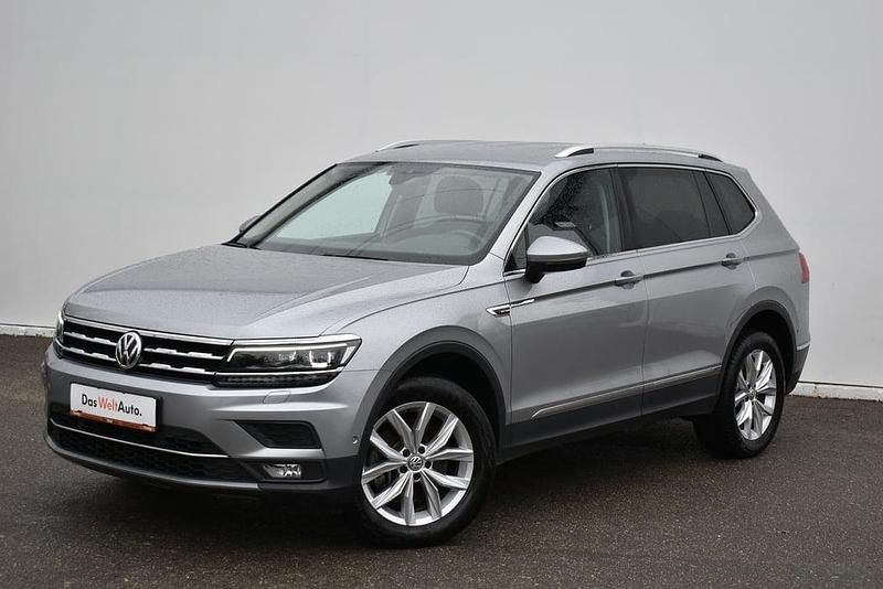 Gri mediumetalic Utilizat 2019 VW Tiguan Allspace Highline SUV | 26.900 EUR (Scump) - Imagine 1/4
