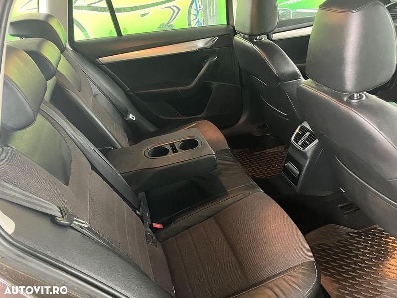 Second-hand Skoda Octavia Style 149 CP (109 kW) 2014 Culoaremaro Break