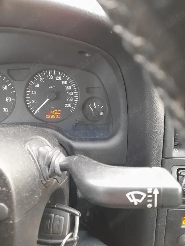 Second-hand Opel Astra 103 CP (75 kW) 2008 Berlinǎ