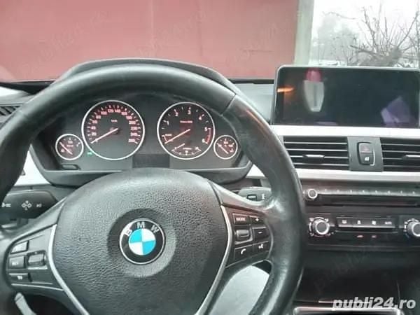 Second-hand BMW 320 163 CP (119 kW) 2013 Berlinǎ
