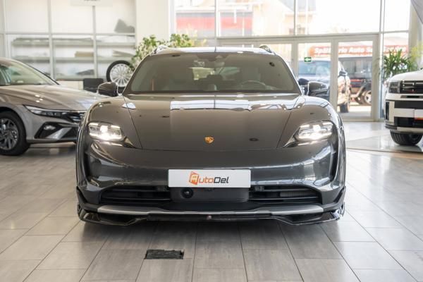 Second-hand Porsche Taycan Cross Turismo 419 kW (571 CP) 2022 Gri Berlinǎ