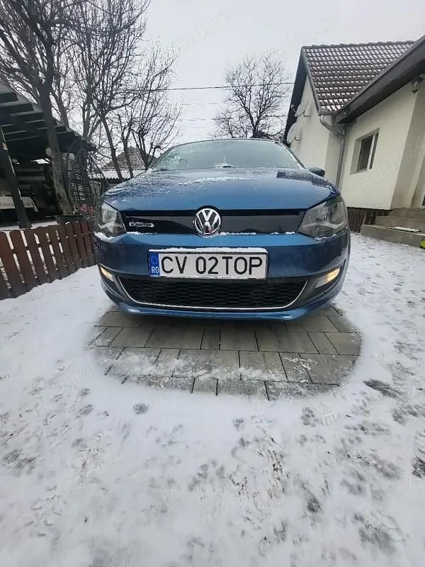 Second-hand VW Polo Allstar 90 CP (66 kW) 2015 Culoarealbastru Berlinǎ