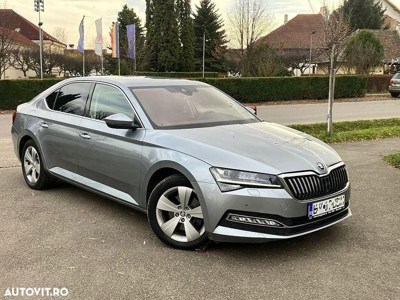 Culoaregri Utilizat 2020 Skoda Superb Style Berlinǎ | 27.000 EUR (Scump) - Imagine 1/4