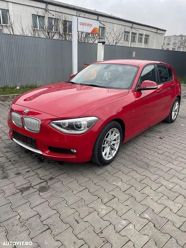 Culoarerosu Second-hand 2011 BMW 118 Urban Line Hatchback | 5.200 EUR (Preț bun) - Imagine 1/4