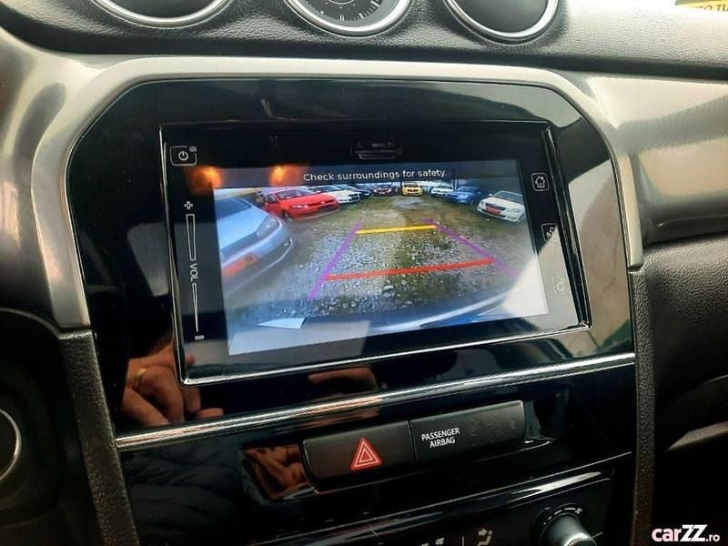 Second-hand Suzuki Vitara 120 CP (88 kW) 2016 Argintiu SUV