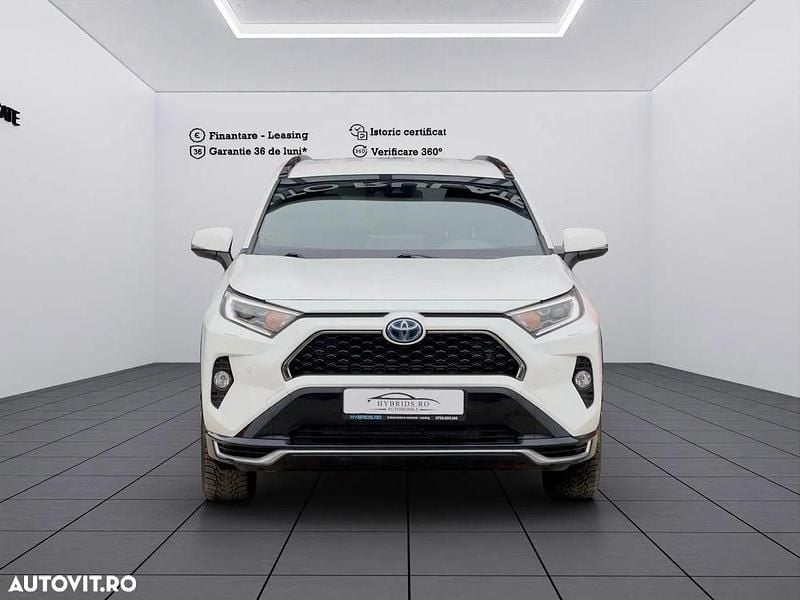 Second-hand Toyota RAV4 Hybrid Style 306 CP (225 kW) 2021 Culoarealb SUV