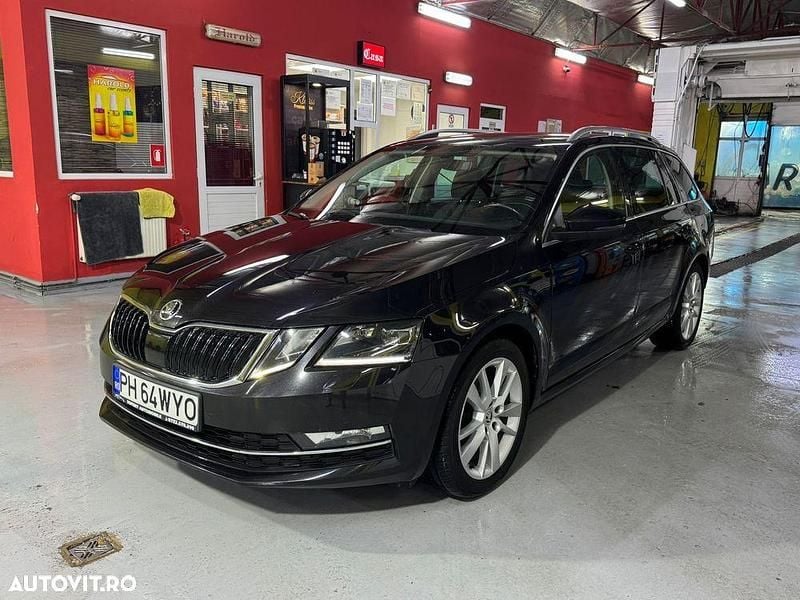 Culoarenegru Utilizat 2019 Skoda Octavia Style Break | 10.900 EUR (Preț bun) - Imagine 1/4