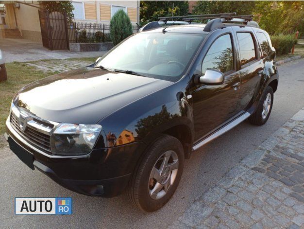 Negru Utilizat 2013 Dacia Duster SUV | 7.050 EUR (Preț bun) - Imagine 1/4