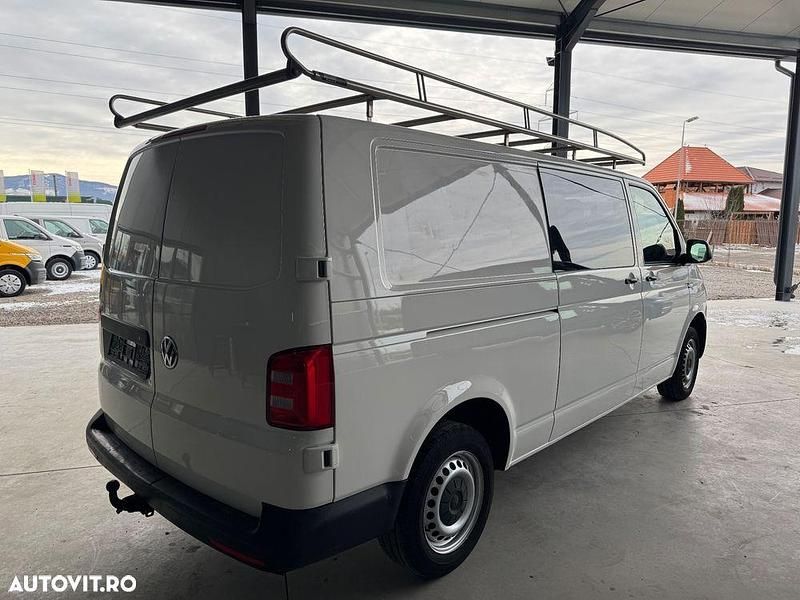 Second-hand VW Transporter 102 CP (75 kW) 2018 Culoarealb Van