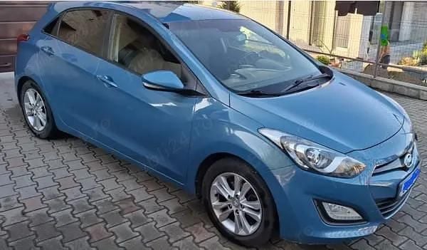 Albastru Utilizat 2013 Hyundai i30 Hatchback | 6.500 EUR (Puțin scump) - Imagine 1/4