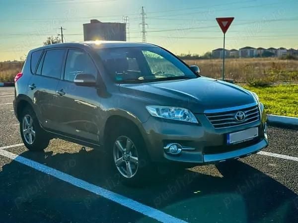 Second-hand Toyota RAV4 150 CP (110 kW) 2012 SUV