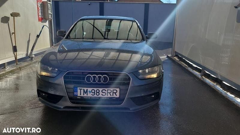 Second-hand Audi A4 143 CP (105 kW) 2013 Culoaregri Berlinǎ