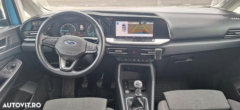 Second-hand Ford Tourneo Connect Titanium 122 CP (89 kW) 2022 Culoarealbastru Monovolum